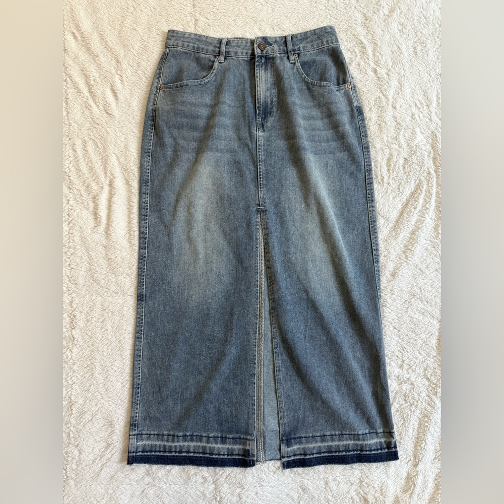 Happily Grey Long Jean Skirt High Front Slit Raw Hem Women’s Size 5/26 EUC